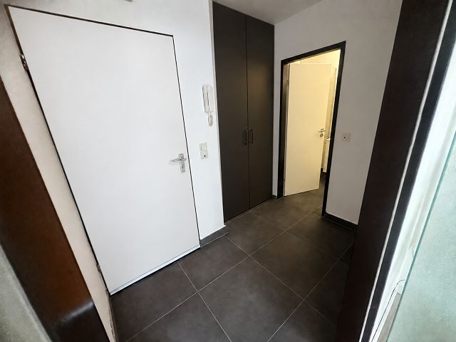 Diele mit PAX - Einbauschrank - 3 Schubladen Etagenwohnung Lindlar