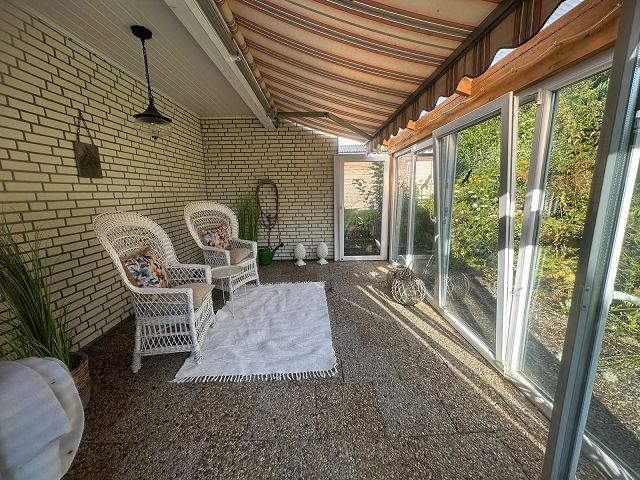 Abendstimmung im Wintergarten Einfamilienhaus Lindlar